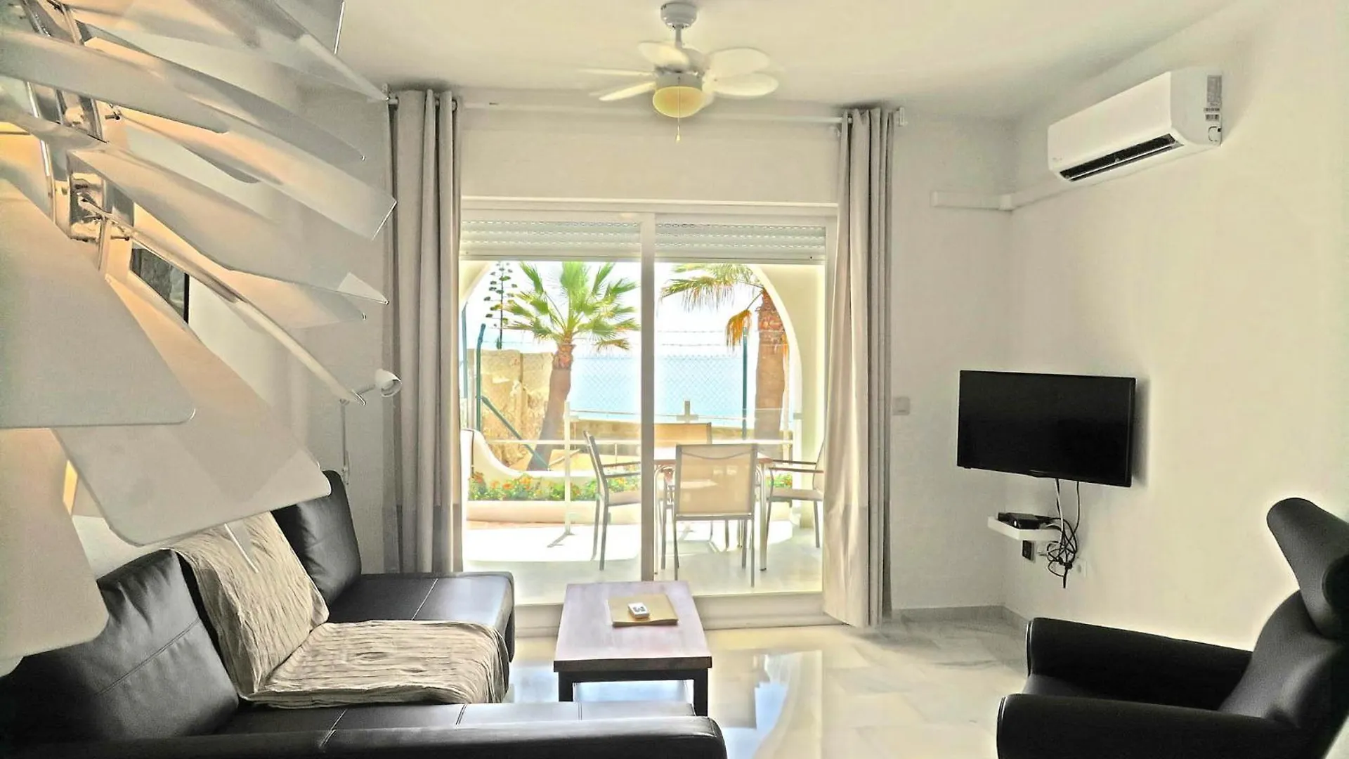 Fuentes De Nerja Apartment